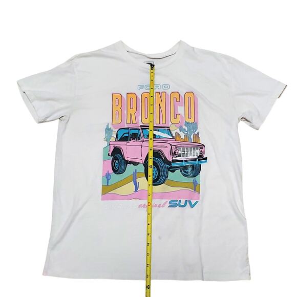 Women's Ford Bronco Short Sleeve Graphic T-Shirt Large Official Licensed Product - Picture 2 of 8